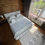 Girske Povitria 2 * Γιαρέμτσε