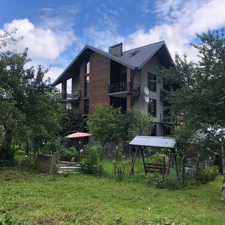 Girske Povitria 2 Hytte Yaremche