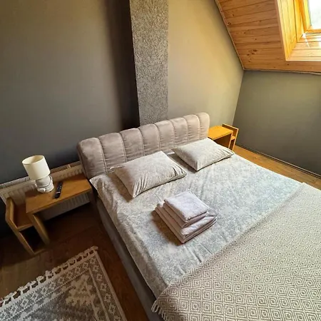 Girske Povitria 2 * Jaremcse